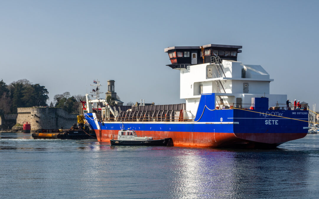 Hydromer, une drague hybride poursuit sa construction au Port de Concarneau 